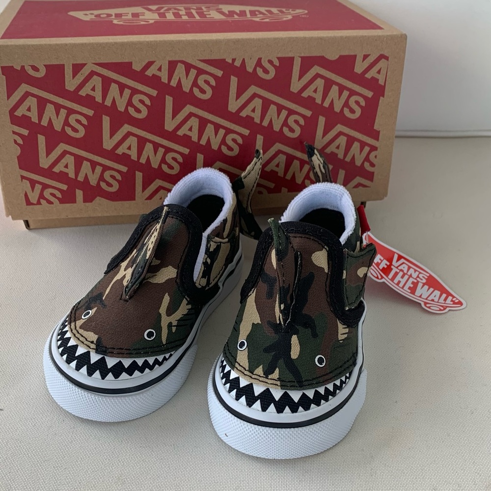 Vans Slip-ons Camo Shark